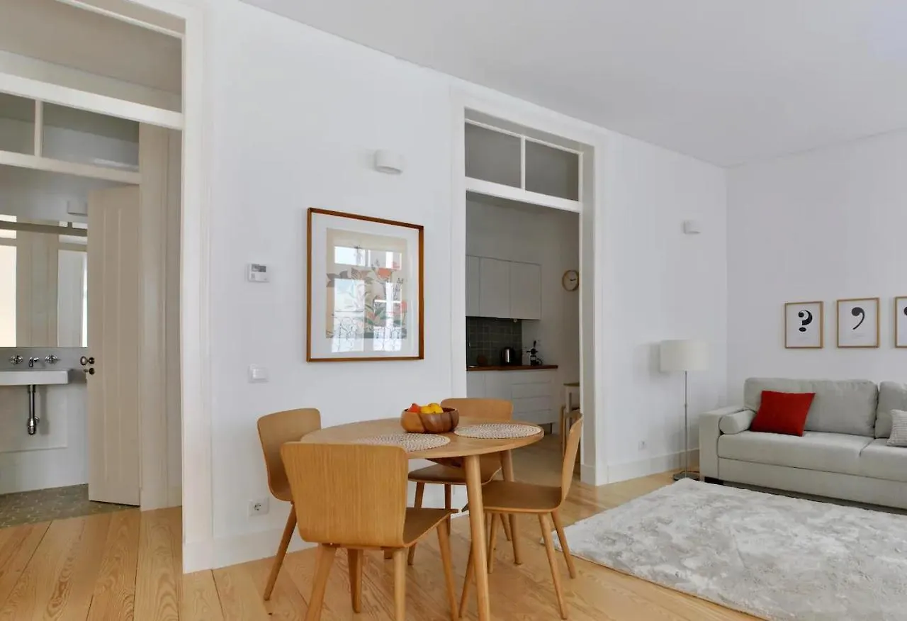 Alfama Confortable Apartment Near Cathedral Лиссабон 0*,