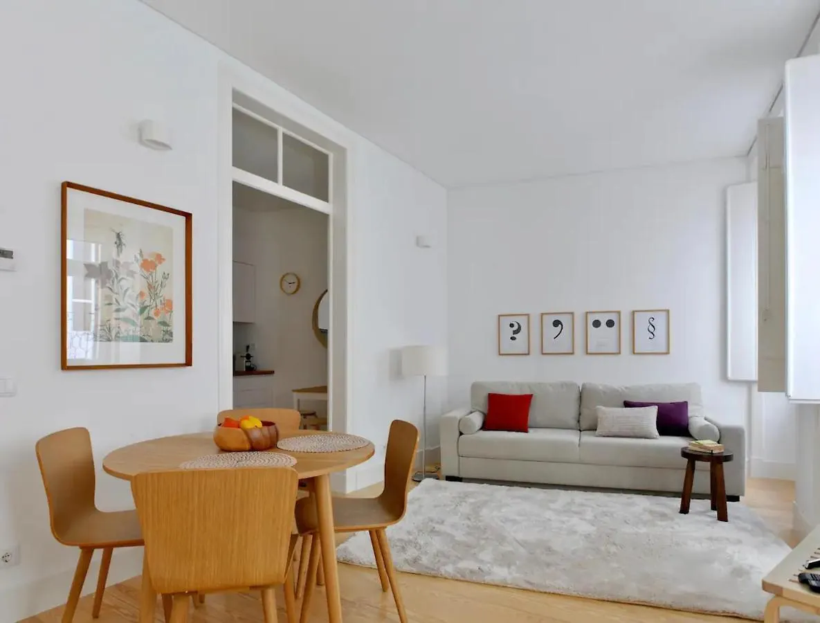Alfama Confortable Apartment Near Cathedral Lisboa البرتغال