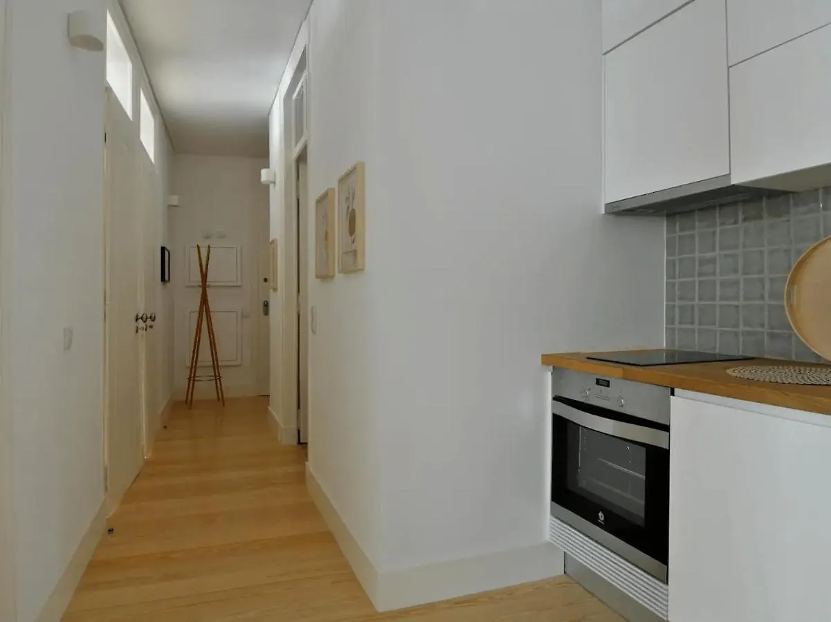Alfama Confortable Apartment Near Cathedral Lisboa البرتغال